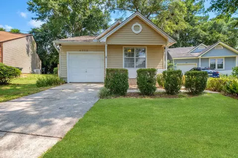 4258 Benchmark Trce, Tallahassee, FL 32317