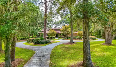 9257 Shady Crest Ln, Tallahassee, FL 32312