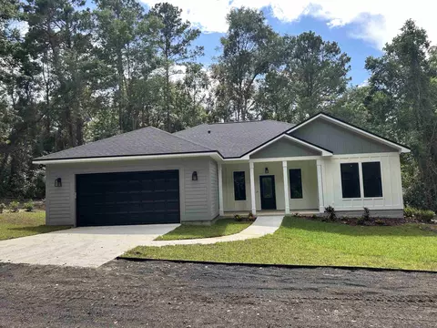 327 Haywarddupont Rd, Midway, FL 32343