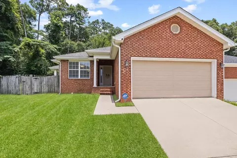 2896 Briar Ct, Tallahassee, FL 32308