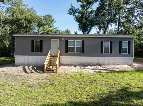 2940 N Courtney Rd, Perry, FL 32347