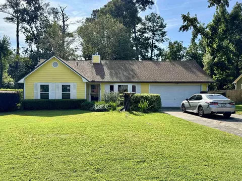 8264 Little Terry Cir, Tallahassee, FL 32311
