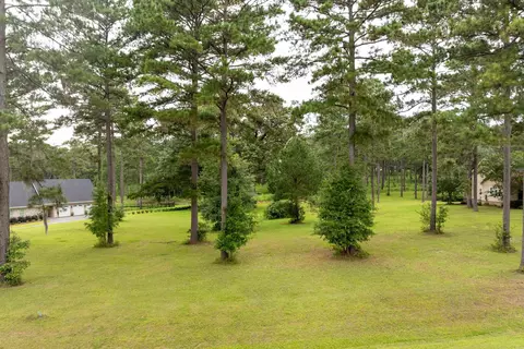 Lake Pisgah Drive, Tallahassee, FL 32309