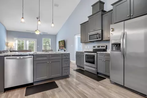 Kitchen - 491 Sand Pine Cir, Midway, FL 32343 photo 2 of 2