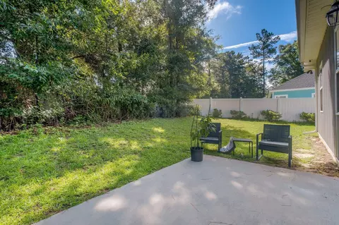 Exterior - 491 Sand Pine Cir, Midway, FL 32343 photo 2 of 3