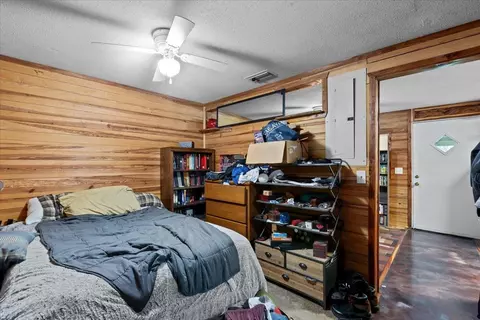 Bedroom - 2056 N Sam Poppell Rd, Perry, FL 32347 photo 2 of 3