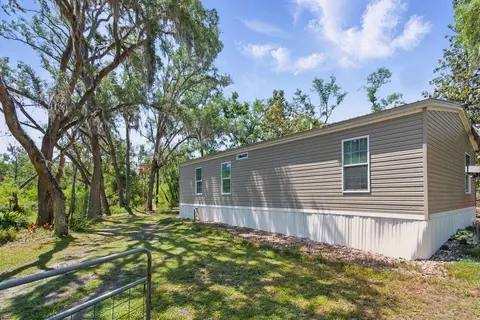 2411 Lonnie Houck Rd, Perry, FL 32348