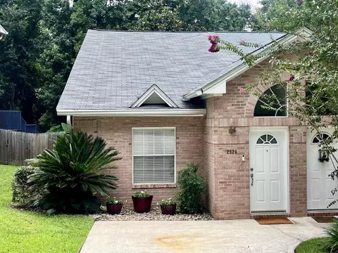 2924 Cross Creek Ct, Tallahassee, FL 32301