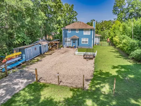 84 N Easy St, Sopchoppy, FL 32358