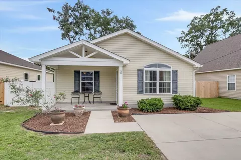39 Short Vine St, Crawfordville, FL 32327