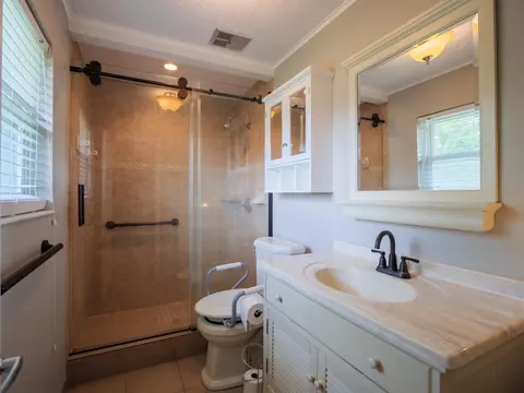 Bath - 405 NW Whispering Pines Loop, Madison, FL 32340 photo 1 of 2
