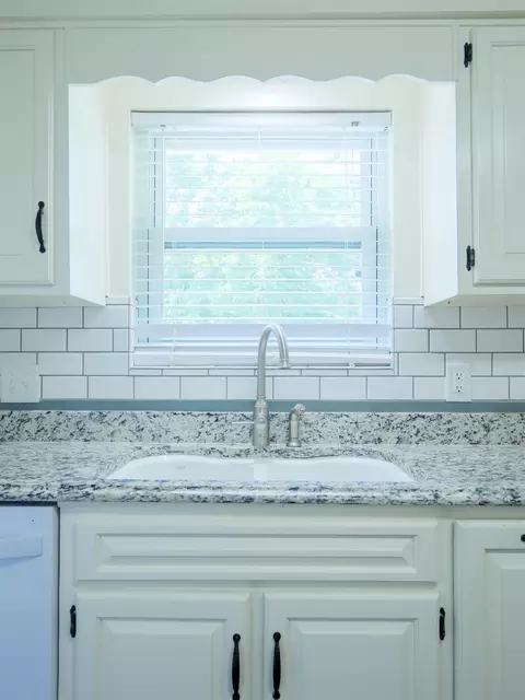 Kitchen - 405 NW Whispering Pines Loop, Madison, FL 32340 photo 6 of 6