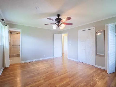 Bedroom - 405 NW Whispering Pines Loop, Madison, FL 32340 photo 2 of 5
