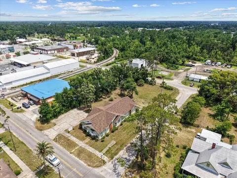 View/Area - 315 W Green St, Perry, FL 32347 photo 2 of 5