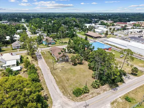 View/Area - 315 W Green St, Perry, FL 32347 photo 3 of 5