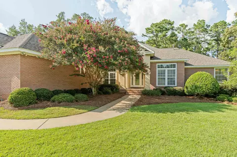 2863 Royal Isle Dr, Tallahassee, FL 32312