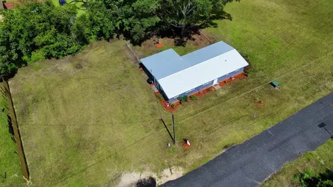 View/Area - 1205 N Allen St, Perry, FL 32347 photo 3 of 7