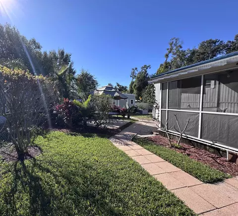 108 E Hillside Dr, Seffner, FL 33584 photo 18