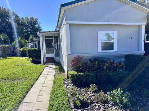 108 E Hillside Dr, Seffner, FL 33584 photo 3