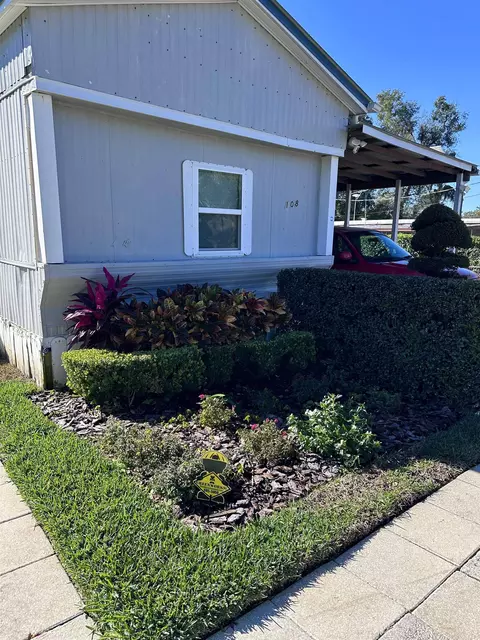 108 E Hillside Dr, Seffner, FL 33584 photo 22