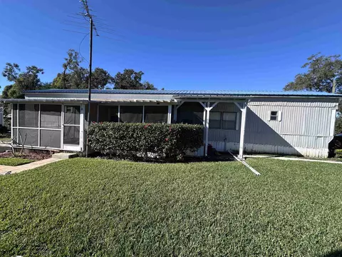 108 E Hillside Dr, Seffner, FL 33584 photo 2