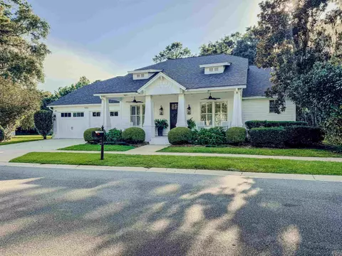 4212 Summertree Dr, Tallahassee, FL 32311
