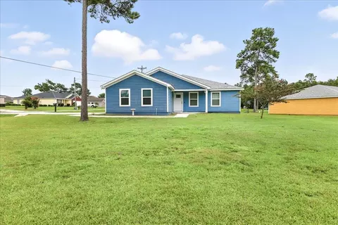 Exterior - 11 Sand Pine Dr, Midway, FL 32343 photo 9 of 9