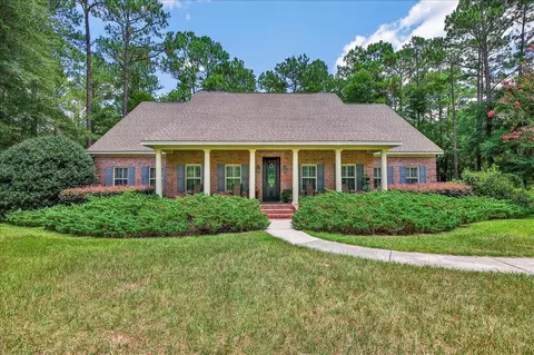 9006 Chayes Ln, Tallahassee, FL 32309