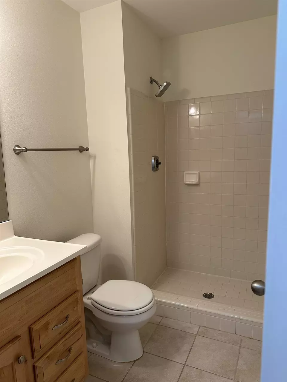 Bath - 6448 Joe Cotton Trl, Tallahassee, FL 32309 photo 2 of 2