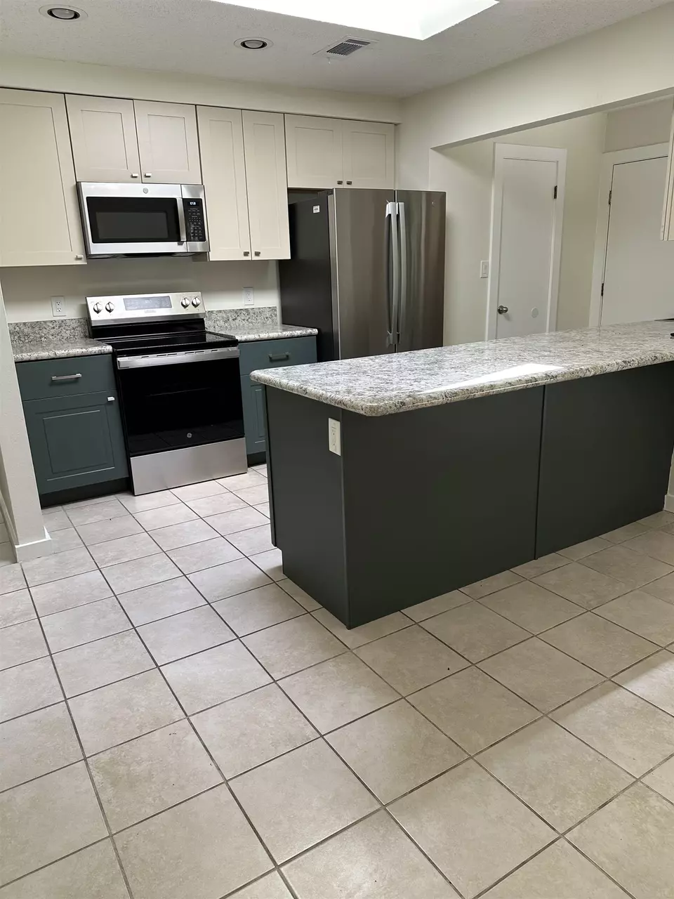 Kitchen - 6448 Joe Cotton Trl, Tallahassee, FL 32309 photo 1 of 3