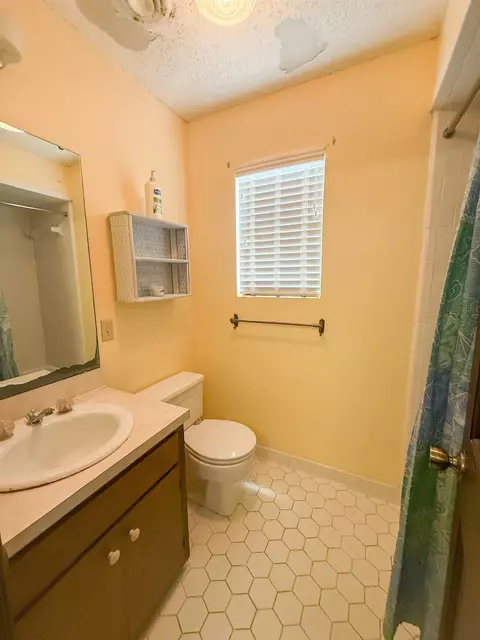 Bath - 1219 Alligator Dr, Alligator Point, FL 32346 photo 3 of 6