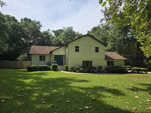 2304 Orleans Dr, Tallahassee, FL 32308