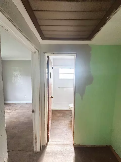 Entry Way - 1207 N Cherry St, Perry, FL 32347 photo 2 of 2
