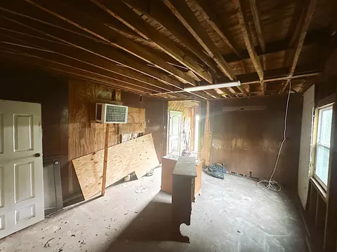 Other - 1207 N Cherry St, Perry, FL 32347 photo 9 of 10