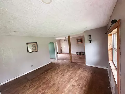 Living - 1207 N Cherry St, Perry, FL 32347 photo 2 of 7