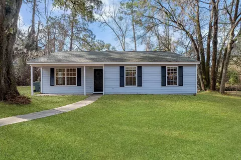 2740 Faringdon Dr, Tallahassee, FL 32303