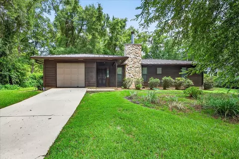 8749 Minnow Creek Dr, Tallahassee, FL 32312