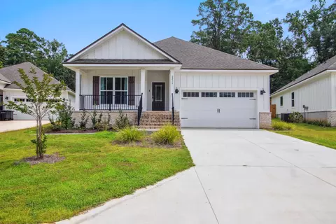 2079 Hansell Hill Dr, Tallahassee, FL 32308