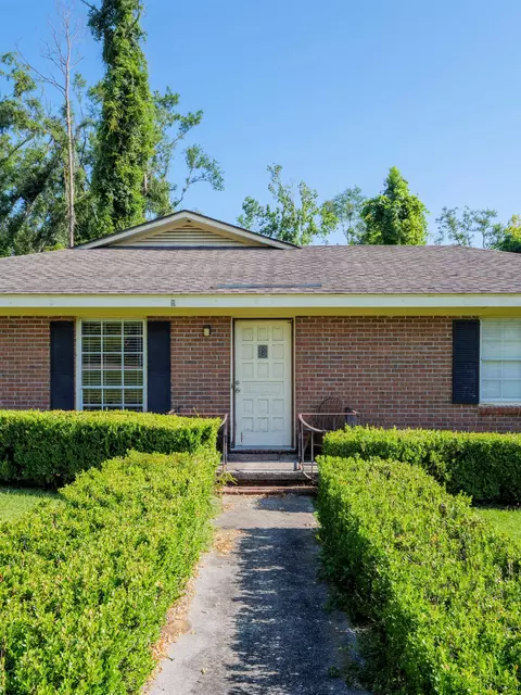 Exterior - 249 NE Bevan Loop, Madison, FL 32340 photo 3 of 9