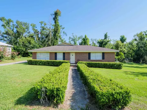 249 NE Bevan Loop, Madison, FL 32340