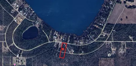 3465 Seminole Ln, Marianna, FL 32448