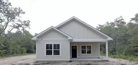 35 Friendship Ln, Crawfordville, FL 32327