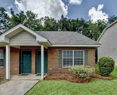 2525 Hartsfield Rd #24, Tallahassee, FL 32303