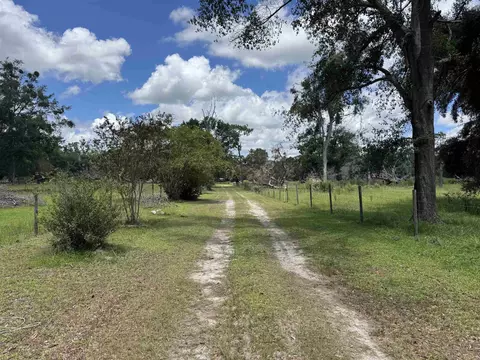 535 NE Jade Way, Lee, FL 32059 photo 9