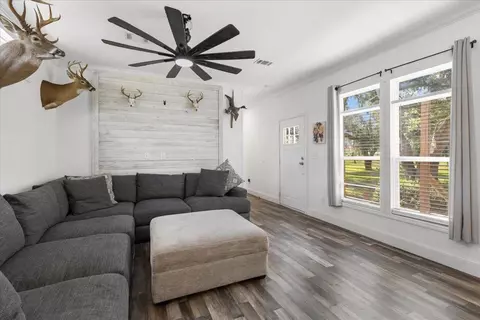 1065 Langford Ln, Perry, FL 32347 photo 8