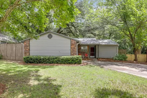 2756 Faringdon Dr, Tallahassee, FL 32303
