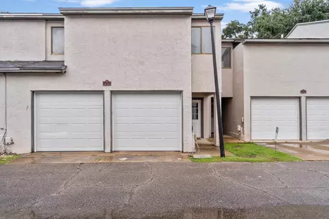 1317 Airport Dr, Tallahassee, FL 32304
