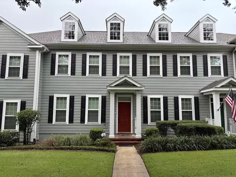3991 Four Oaks Blvd, Tallahassee, FL 32311