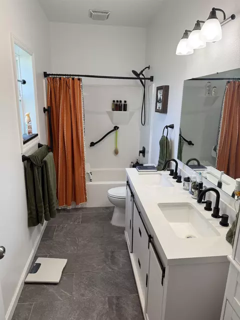 308 SE Davis Ave, Madison, FL 32340 photo 9