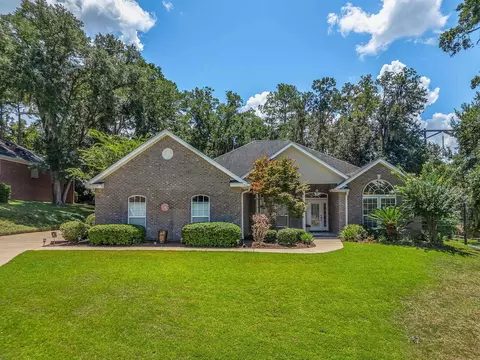 1153 W Ronds Pointe Dr, Tallahassee, FL 32312